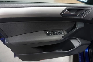 Volkswagen Touran Volkswagen Touran 1.2 TSI HIGHLINE / 7 PERSOONS - afbeelding nr 9