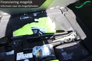 Mercedes-Benz A-Klasse Mercedes A-klasse 180  AMG sfeerverlichting carplay/android sportzetels parelmoer widescreen virtual cockpit climate&cruise control - afbeelding nr 46