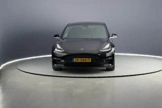 Tesla Model 3 - afbeelding nr 4