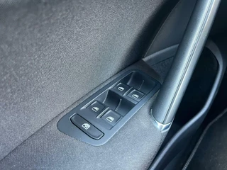 Volkswagen Golf Volkswagen Golf 1.4 TSI R-Line Cruise Climate Stoelverwarming - afbeelding nr 15