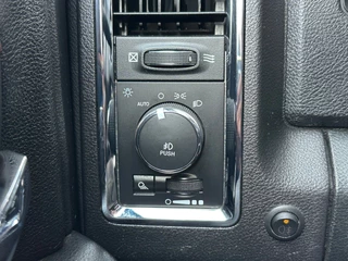 Dodge Ram 1500 Dodge Ram 1500 5.7 V8 4x4 Crew Cab 5'7 Laramie Leer Camera Schuifdak - afbeelding nr 23