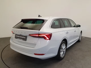Škoda Octavia Škoda Octavia Combi 1.4 TSI 204pk DSG/AUT iV PHEV Business Edition Wegklapbare trekhaak, Camera - afbeelding nr 7