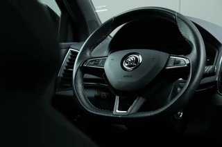 Škoda Karoq Skoda Karoq 1.5 TSI / 150 PK / DSG / Sportline / Black Edition / Panorama / Virtual Cockpit / Camera / Cruise Control / Trekhaak / 18