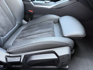 BMW 3 Serie BMW 3 Serie Touring 330e xDrive M-Sport PANO/LASER/360CAMERA/ADAPTIVE M-ONDERSTEL/ACC/LEER-ALCANTARA/19