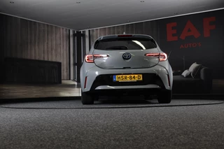 Toyota Corolla Toyota Corolla 1.8 Hybrid Business Plus / Aut / Camera / Acc / Lane Assist / Dode Hoek / Massage / Stoelverkoeling / Led / 17 Inch - afbeelding nr 30