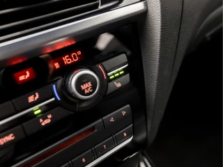 BMW X4 BMW X4 xDrive20i M Sport High Executive 184Pk Automaat (NAVIGATIE, M PAKKET, HARMAN/KARDON, GETINT GLAS, LEDEREN SPORTSTOELEN, STOELVERWARMING, XENON, PARKEERSENSOREN, ZWART HEMEL, NIEUWSTAAT) - afbeelding nr 10