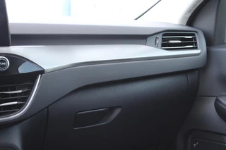 Ford Kuga Ford Kuga 2.5 PHEV Titanium X | Panoramadak | Adaptive cruise control | Winter Pack | Elektrische achterklep | Half leder | Bang&Olufsen - afbeelding nr 16