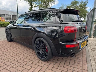 MINI Clubman MINI Clubman Mini 2.0 Cooper S Chili Serious Business Automaat Airco/ECC,Navigatie,Leder,Panoramadak - afbeelding nr 2