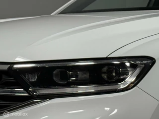 Volkswagen T-Roc Volkswagen T-Roc 1.0 TSI R-Line Business+ | CARPLAY | CRUISE - afbeelding nr 44