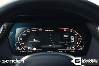 BMW 1 Serie BMW 1-serie M135i xDrive|individual color|H&R|gele DRL|concaver - afbeelding nr 67