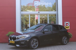 BMW 1 Serie BMW 1-serie 118i 140PK AUTOMAAT EXECUTIVE EDITION | PANORAMISCH SCHUIF/KANTELKDAK | AFNEEMBARE TREKHAAK | DRAADLOZE TELEFOONLADER | DRAADLOZE APPLE CARPLAY/ANDROID AUTO | NAVIGATIE | ACHTERUITRIJ CAMERA | PARKEERSENSOREN VOOR EN ACHTER | CRUISE CONTROL | FULL LED KOPLAMPEN | CLIMATE CONTROL | ALL SEASON BANDEN | 17