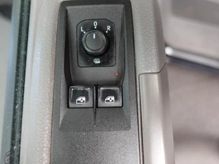 Volkswagen Crafter Volkswagen Crafter L3H2 L2H1 Highline 2x Schuifdeur Navigatie Cruisecontrol Airco Parkeersensoren Euro6 - afbeelding nr 10