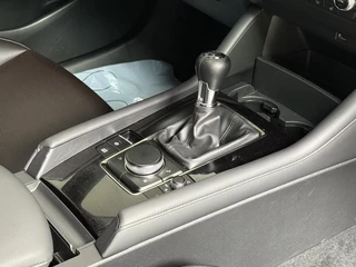 Mazda 3 Mazda 3 2.0 e-SkyActiv-G M Hybrid 122 Comfort met Bose | 18”LMV | LEDER | TRHK | CARPLAY - afbeelding nr 8