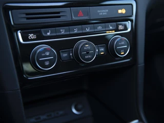 Volkswagen Golf Sportsvan Volkswagen Golf Sportsvan 1.5TSi 150pk ACT DSG Highline | LED | Pano | Trekhaak wegklapb. | Park Assist | Voorruitverwarming | Camera achter | Winterpakket | Navi | ACC | Alarm | Spiegelpakket - afbeelding nr 18