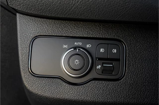 Mercedes-Benz Sprinter Black Pack Vol! Distronic Camera BPM Vrij LED Navi Trekhaak 3.5T - afbeelding nr 34