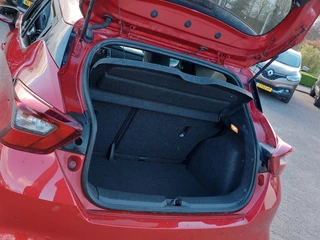 Nissan Micra 1.0 IG-T 101pk N-Sport | 1ste Eigenaar | Navi | Apple Carplay+Android Auto | Clima | Cruise | Keyless Entry | Pdc+Camera | Licht+Regensensor | Mistlampen | Privacy Glass | 17''lm - afbeelding nr 25