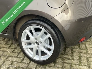 Mazda 2 Mazda 2 1.3 TS Plus AIRCO I Stoelverw.I LM-velgen - afbeelding nr 13