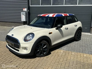 MINI One Mini Mini 1.2 One, Airco, cruise, navigatie, 5 deurs, apk 08-01-2026 - afbeelding nr 2