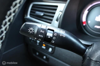 Kia e-Niro Kia e-Niro ExecutiveLine 64 kWh, Leer, Memory, stuur- Stoel verwarming/ventilatie, Pdc voor- achter, Camera, Adaptief Cruise, Dode hoek detectie, Carplay, Clima, Navi, Donkerglas. - afbeelding nr 39