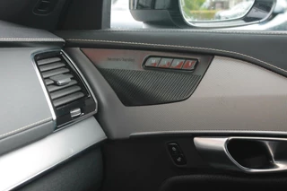 Volvo XC90 Volvo XC90 T8 Recharge AWD R-Design | Longe Range | Panoramadak | Stoelverwarming | BLIS | Trekhaak | Harman / Kardon | Glossy Black | Keyless - afbeelding nr 49