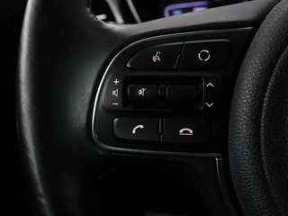 Kia Niro Kia Niro 1.6 GDi PHEV ExecutiveLine | Schuifdak |  Stoelventilatie | Leder | JBL Sound | Carplay | Stuur & achterbankverwarming | Adaptive cruise | Navigatie | Full LED | Keyless - afbeelding nr 18
