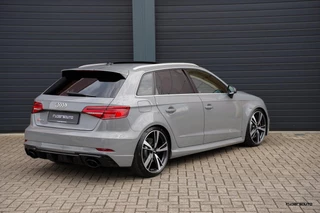 Audi RS3 Audi A3 Sportback 2.5 TFSI RS 3 | Pano | B&O | RS-stoelen | Matrix LED | Virtual cockpit | OPF delete | Orig. NL - afbeelding nr 49