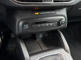 Ford Focus Ford Focus 1.0 Ecob 125 pk ST Line - adap cruise - camera -stoel/stuur verwarming - afbeelding nr 20