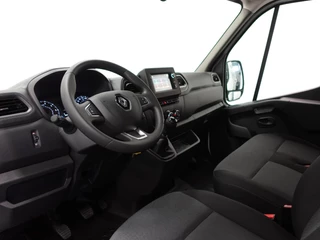 Renault Master Renault Master T33 2.3 dCi 135 L2H2 BPM VRIJ ! Airco Cruise control Parkeersensoren Navigatie Trekhaak - afbeelding nr 2