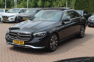 Mercedes-Benz E-Klasse Mercedes-Benz E-Klasse 300 e Business Solution / Panoramadak / 360Camera / Leder / 18'' / Virtual Cockpit / LED Koplampen / Stoelverwarming / Cruise Control - afbeelding nr 6
