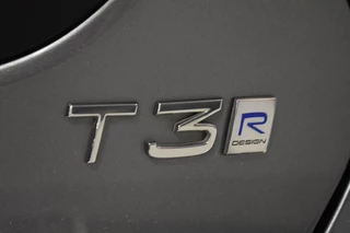 Volvo V40 Volvo V40 T3 153pk Polar+ Sport | Panodak | Camera | Keyless | Styling Kit - afbeelding nr 9