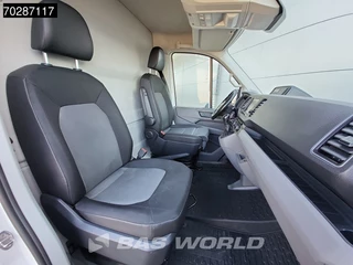 Volkswagen Crafter Volkswagen Crafter 177pk Automaat L3H2 180PK Dubbellucht 3t Trekgewicht Navi Camera Parkeersensoren Airco Cruise L2H1 Airco Cruise control - afbeelding nr 12