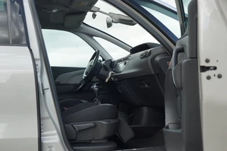 Citroën Grand C4 Picasso Citroen Grand C4 Picasso 1.2 130PK Shine | Sable | Panorama/Massagestoelen/Carplay/Camera/Trekhaak - Chique & Compleet! - afbeelding nr 16