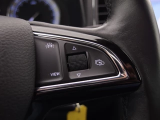 Škoda Karoq CAMERA / STOELVERW / CARPLAY / NAVI / CLIMA / PDC / NL-AUTO - afbeelding nr 40