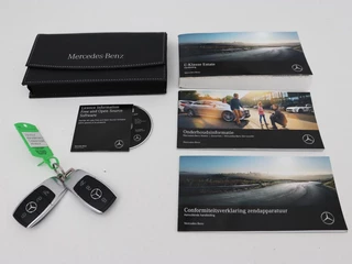 Mercedes-Benz C-Klasse Mercedes-Benz C-klasse 180 Business Solution AMG | Stoelverwarming |  360 Camera | Trekhaak | Digital Cockpit | Leder/Alcantara | Full LED | Navigatie | Park Assist - afbeelding nr 14