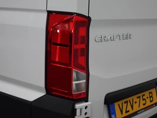 Volkswagen Crafter Volkswagen Crafter 30 2.0 TDI L3H3 Highline 177PK Automaat Airco Navi  Camera Trekhaak - afbeelding nr 8