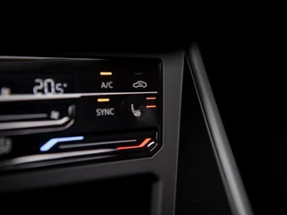 Volkswagen Taigo Volkswagen Taigo 1.5TSi DSG R-Line Black Style | Matrix LED | Pano schuifdak | Keyless entry & start | Camera | Sperdiff. | TravelAssistPack | Adaptive Cruise Control | Drive Mode select | Trekhaak afn.kogel | Nw.pr. € 45.768,- - afbeelding nr 51