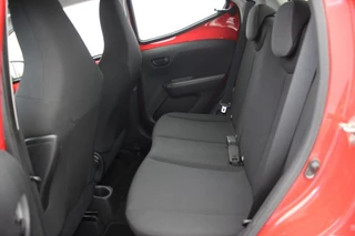 Toyota Aygo Toyota Aygo 1.0 VVT-i x-fun 5 Deurs - Airco - afbeelding nr 6