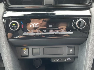 Toyota Yaris Cross Toyota Yaris Cross 1.5 Hybrid 130 Dynamic | Comfort Pack | Sensoren v/a | Stoelverw - afbeelding nr 22