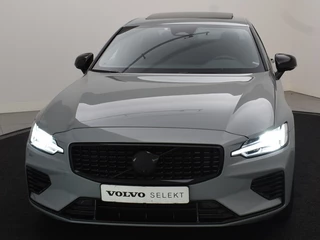 Volvo S60 Volvo S60 T6 PLUG-IN HYBRID LONG RANGE PLUS DARK SCHUIFDAK HARMAN KARDON 3 - afbeelding nr 6