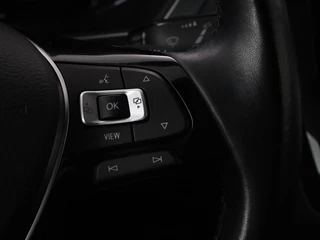 Volkswagen Tiguan Volkswagen Tiguan 1.5 TSI R-Line | DSG | 360 camera | Active Info |  Keyless | Adaptive cruise | Trekhaak | Full LED | Park Assist | Carplay | Navigatie - afbeelding nr 16