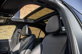 Mercedes-Benz C-Klasse Mercedes C-klasse 200 AMG Line, NAP, Leder, Pano, Burmester - afbeelding nr 12