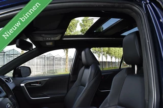 Toyota RAV4 Toyota RAV4 2.5 Hybrid Style NAVIGATIE/PANODAK/CAMERA/LANE ASSIST/STOELVW/ETC.! - afbeelding nr 16