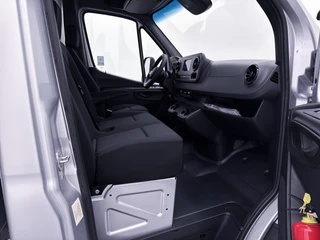 Mercedes-Benz Sprinter Mercedes-Benz Sprinter 517 1.9 CDI L3 Bakwagen BPM voordeel D'Hollandia Laaklep 1000KG Direct leverbaar MBUX Carplay/Android auto - afbeelding nr 15