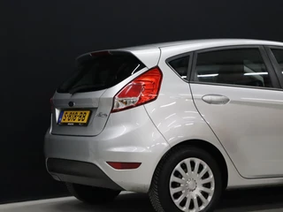 Ford Fiesta Ford Fiesta 1.0 Style Ultimate [AIRCO, NAVIGATIE, BLUETOOTH, RADIO, CD-SPELER, NIEUWSTAAT] - afbeelding nr 17