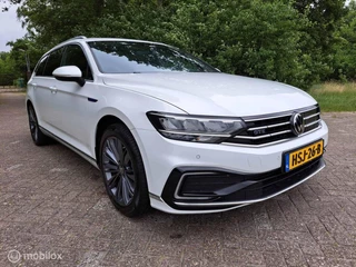 Volkswagen Passat Volkswagen Passat Variant 1.4 TSI PHEV GTE|Pano|Trekhaak|Leder - afbeelding nr 11