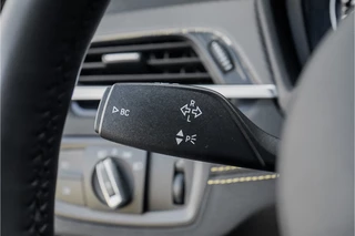 BMW X2 BMW X2 sDrive20i M-Sport High Ex Shadow Navi Trekhaak 19