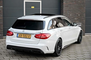 Mercedes-Benz C-Klasse Mercedes-Benz C-klasse Estate C63S | 1E NL EIG | BTW AUTO | KUIPSTOELEN, KERAMISCH, PANO, 1E LAK, SUPER NETTE AUTO, NIGH - afbeelding nr 3