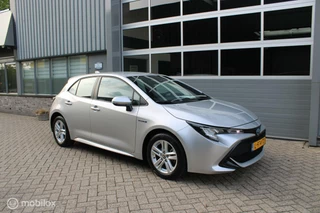 Toyota Corolla Toyota Corolla 1.8 Hybrid Active 1e Eigenaar | Btw auto | Navigatie | Boekjes. - afbeelding nr 4