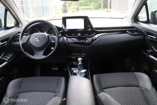 Toyota C-HR Toyota C-HR 1.8 Hybrid Dynamic 1e Eigenaar NL Auto | Parkeersensoren | Full Led. - afbeelding nr 6