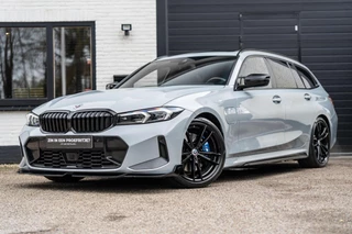 BMW 3 Serie Touring 330e M Perf Pano H&K Head Up Carbon M340